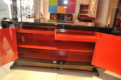 Art Deco Sideboard, tolle rote Verzierungen