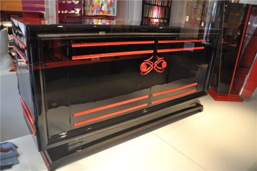 Art Deco Sideboard, tolle rote Verzierungen