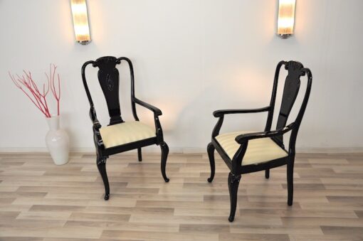 Art Deco Stühle, hochglanzschwarz, Stoff