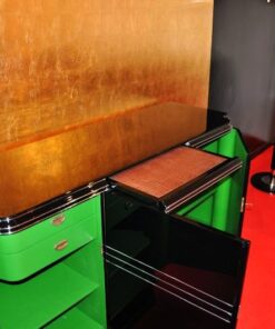 Art Deco Sideboard, Wimbledon, englischer Türschwung, schwarze Hochglanzoberfläche, Leder-Ausziehplatte, 2 Einlegeboeden