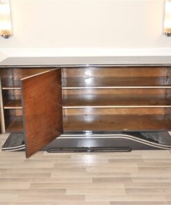 britisches Art Deco Sideboard, viel Stauraum, tolle Chromlinien, wundervoll geformter Fuß, sauberes Innenleben