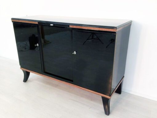 franzoesische-art_deco-sideboard_mit_nussbaumleisten_6