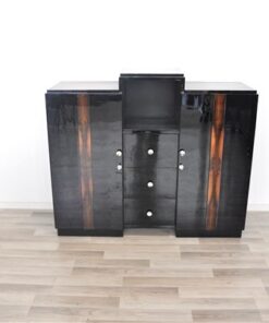 Art Deco, Kommode, Sideboard, Buffet, Walnuss, Details, Hochglanz, Schwarz, Chromgriffe, eckiges Design, Wohnzimmer, Stauraum