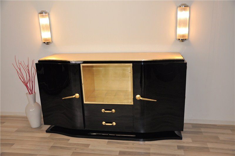 Schwarzes Art Deco Sideboard Mit Goldenen Details Original