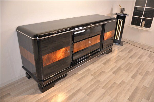 Grosses Art Deco Buffet Mit Nussbaum Original Antike Mobel