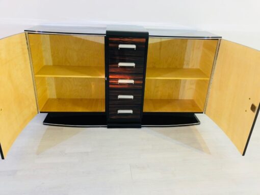 Art Deco Sideboard, einzigartige Formensprache, tolles Design, Makassarholz, Fluegletueren, Innendesign, Wohnzimmer, Chromgriffe