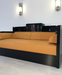 Art Deco, Daybed, Leder, Sofa, Klavierlack, Design, moebeldesign, Innendesign, luxus, elegant, Hochglanz, Wohnzimmer, Polstermoebel