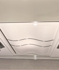 Weißes Art Deco Chrome Liner Sideboard mit schönen Chromgriffen, Art Deco Möbel, Original Art Deco, Hochglanz weiß, Chrombänder