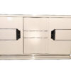Weißes Art Deco Chrome Liner Sideboard mit schönen Chromgriffen, Art Deco Möbel, Original Art Deco, Hochglanz weiß, Chrombänder