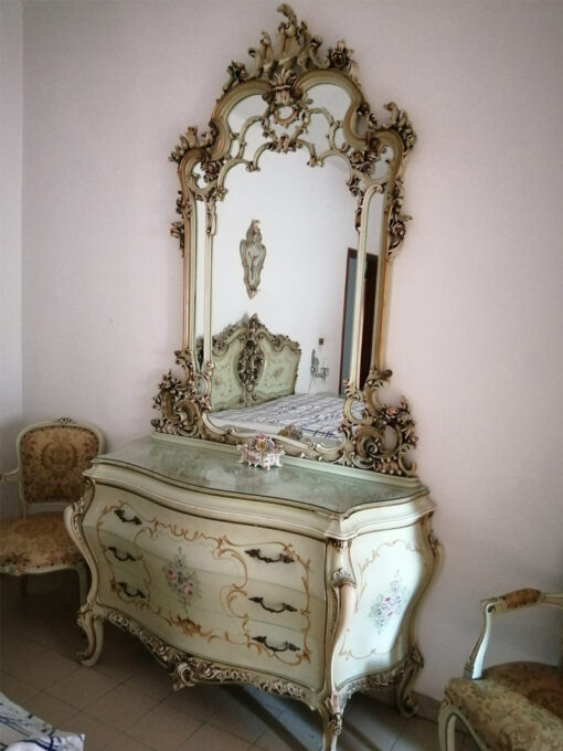 Dressing Table With Large Mirror, Baroque-Style