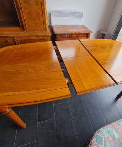 Extandable Dining Room Table, Chippendale