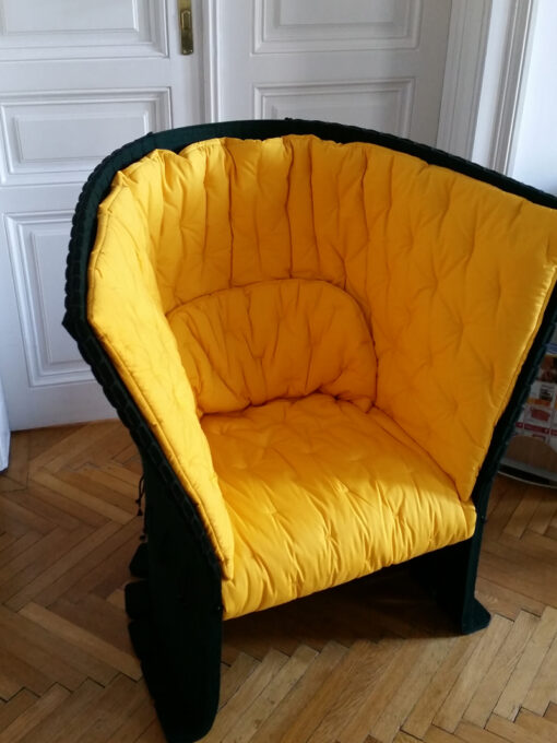Cassina Designer Armchair, Yellow, Black, Gaetano Pesce
