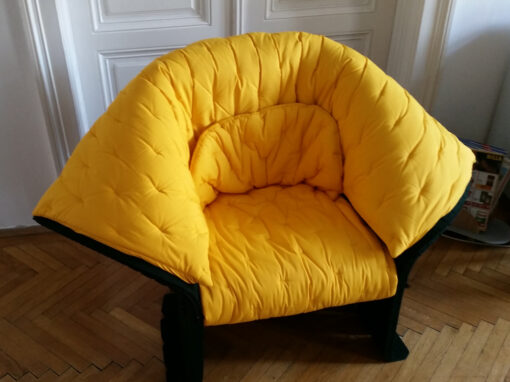 Cassina Designer Armchair, Yellow, Black, Gaetano Pesce