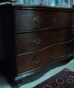 Oakwood Chest of Drawers, Rounded