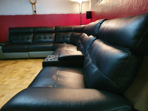 Black Leather Sofa,Eelectrical Relax Functions, USB Port