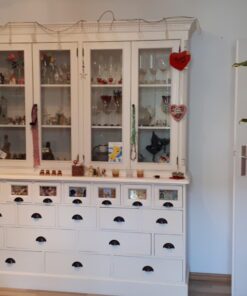 Vitrinenapothekerschrank