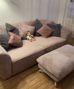 Eine shöne und gemütliche Sofa