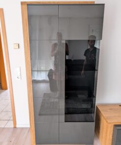 Wohnzimmerschrank