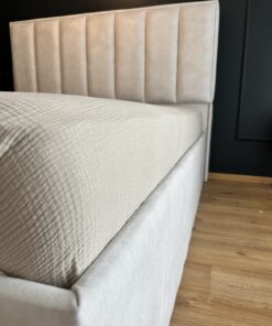 Boxspringbett mit Stauraum 180x200
