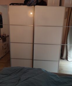 Schwebetürenschrank