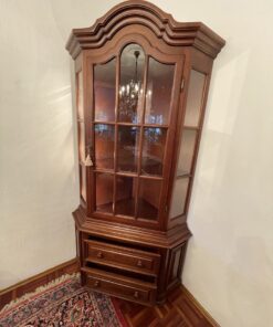 Eckvitrine Warrings