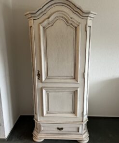 Schrank